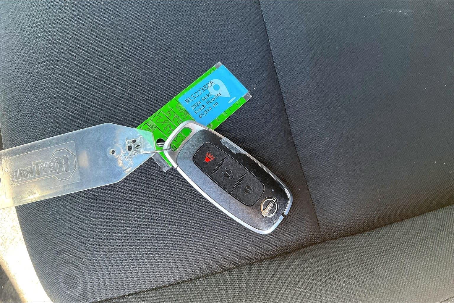 Thumbnail: 2024 Nissan Kicks - 18