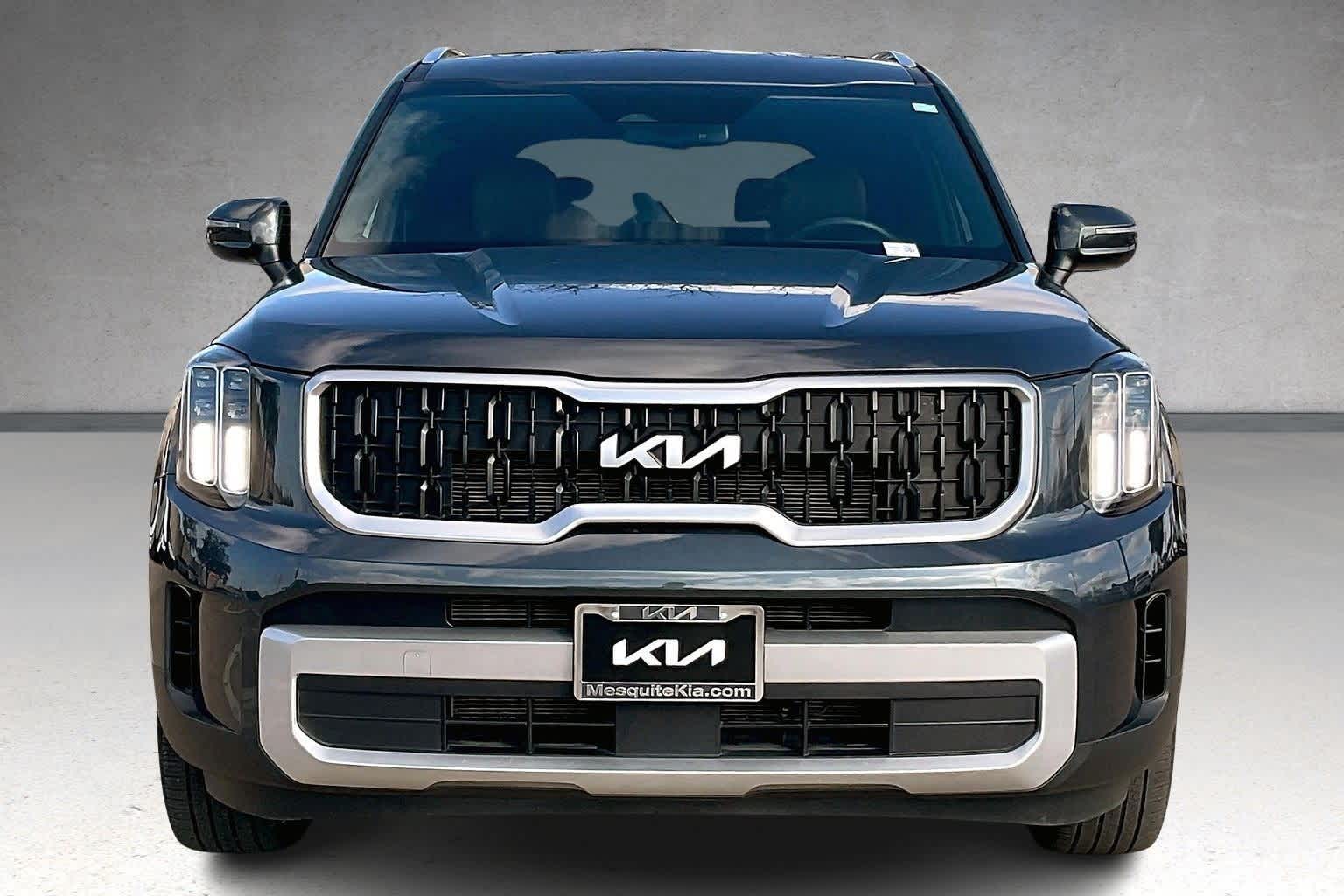 Thumbnail: 2023 Kia Telluride - 6