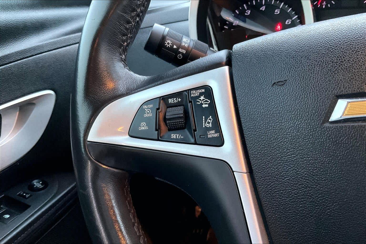 Thumbnail: 2013 Chevrolet Equinox - 23