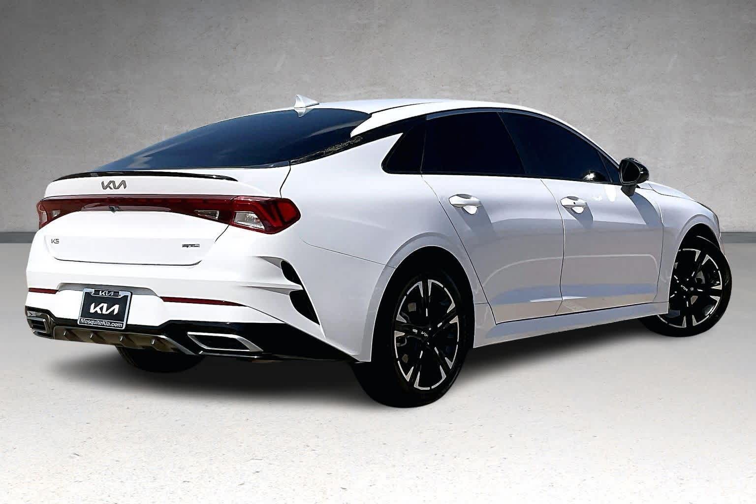 Thumbnail: 2023 Kia K5 - 21