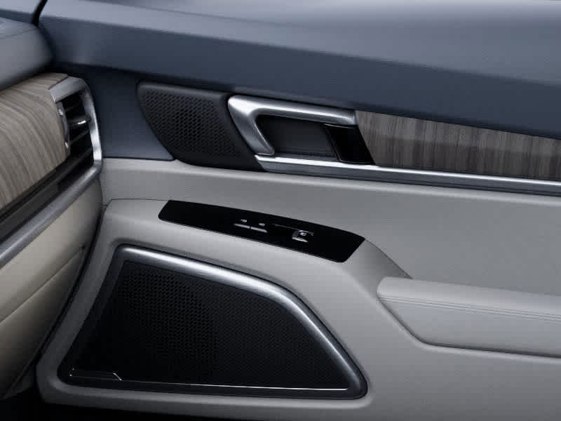 Thumbnail: 2025 Kia Telluride - 25