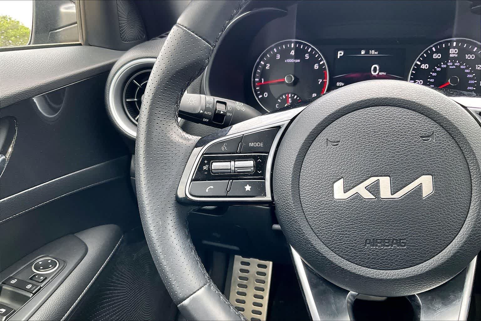 Thumbnail: 2024 Kia Forte - 23