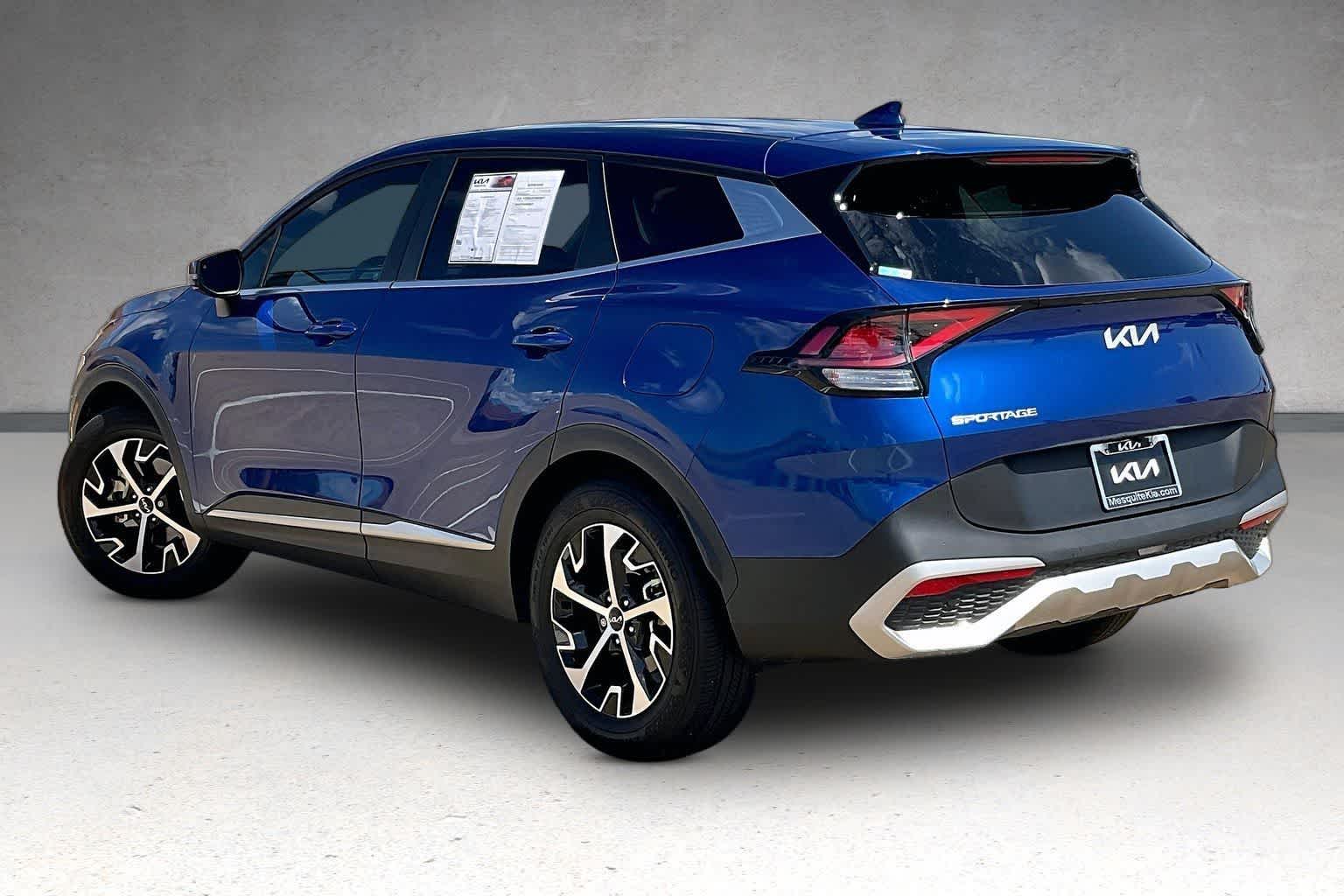 Thumbnail: 2025 Kia Sportage - 4