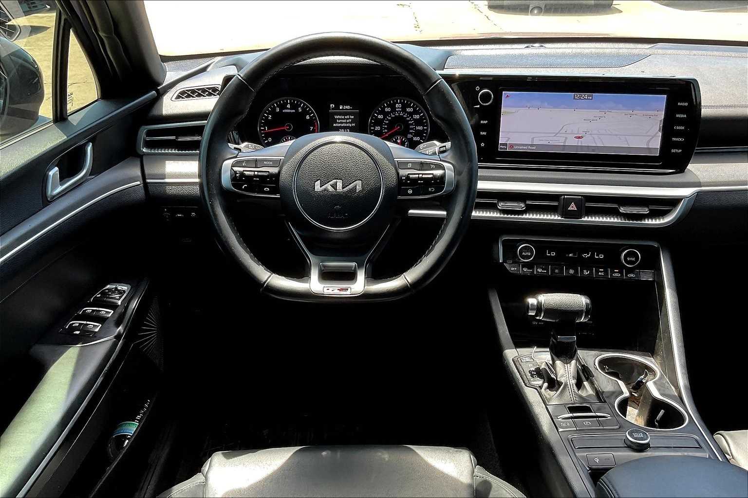 Thumbnail: 2022 Kia K5 - 14