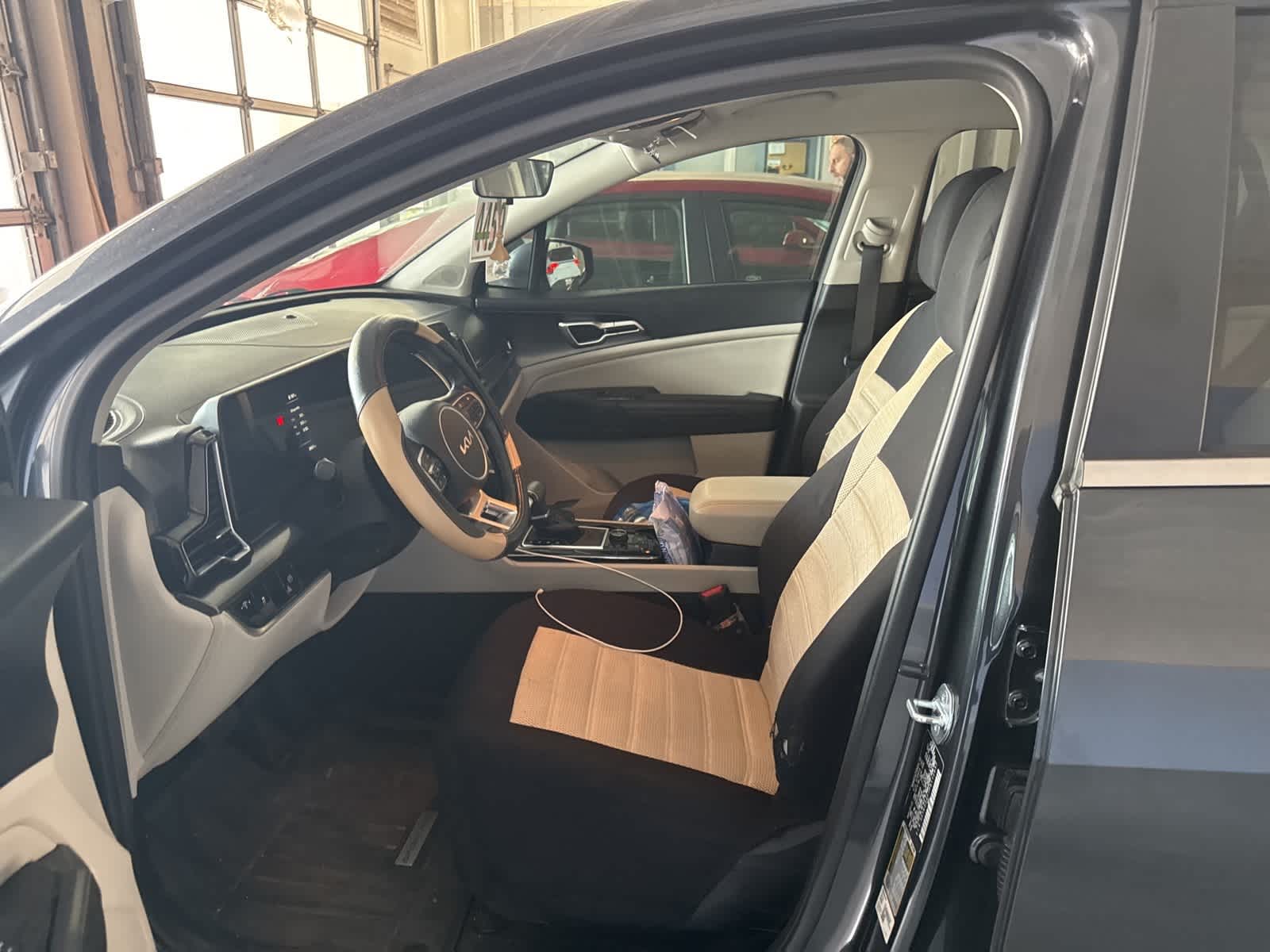 2023 Kia Sportage EX 4