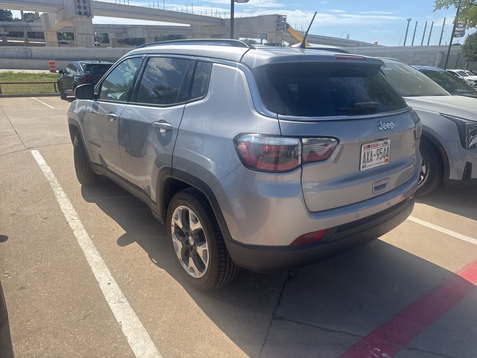 Thumbnail: 2018 Jeep Compass - 4