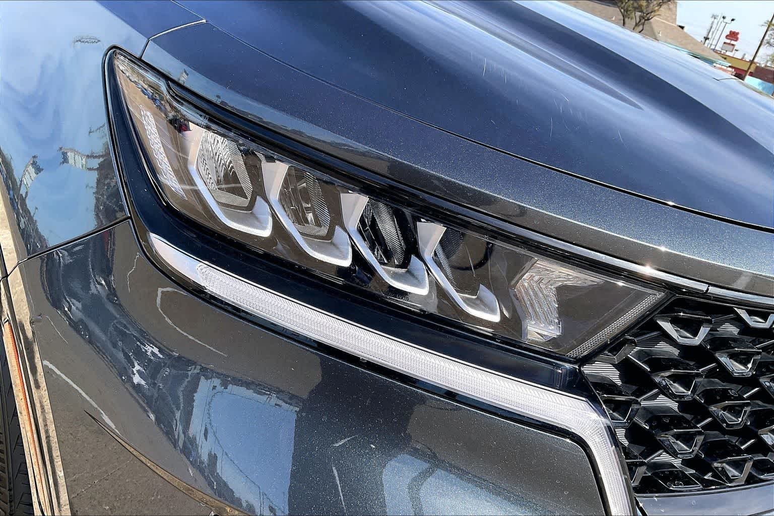 Thumbnail: 2023 Kia Sorento - 31