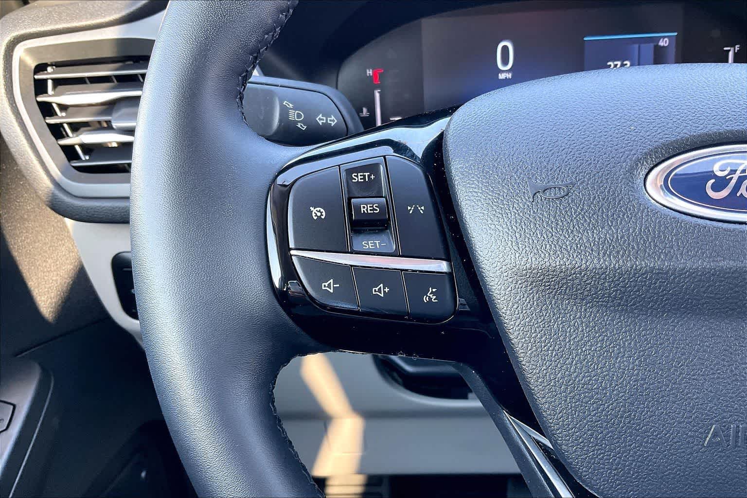 Thumbnail: 2024 Ford Escape - 24