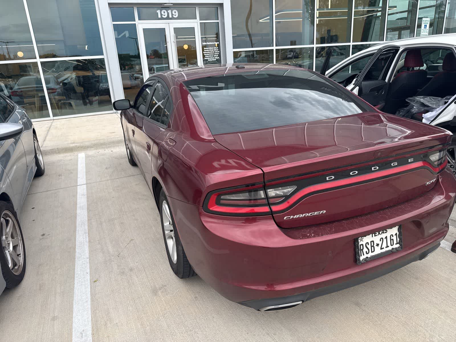 Thumbnail: 2018 Dodge Charger - 4