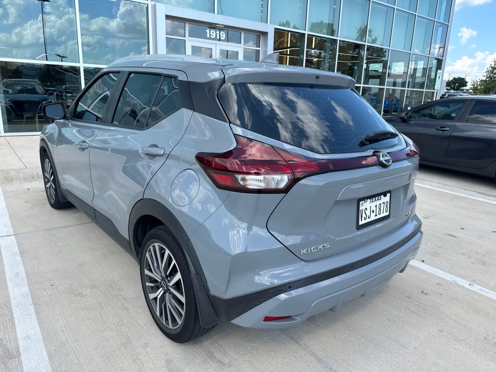 Thumbnail: 2022 Nissan Kicks - 4