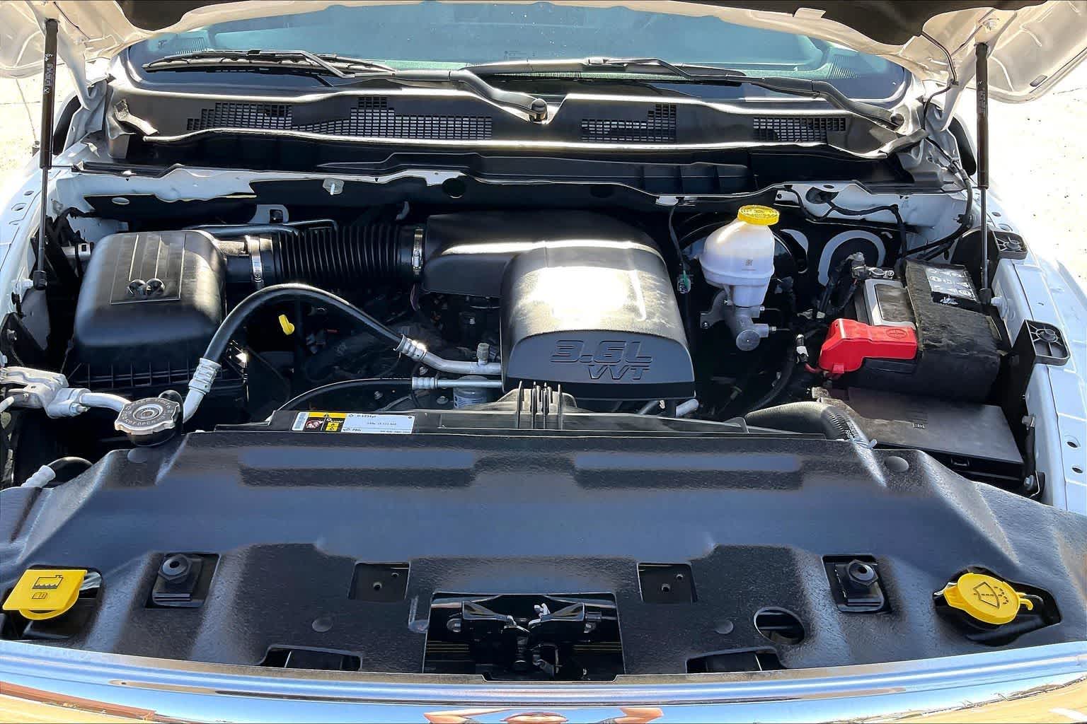 Thumbnail: 2023 RAM 1500 Classic - 9