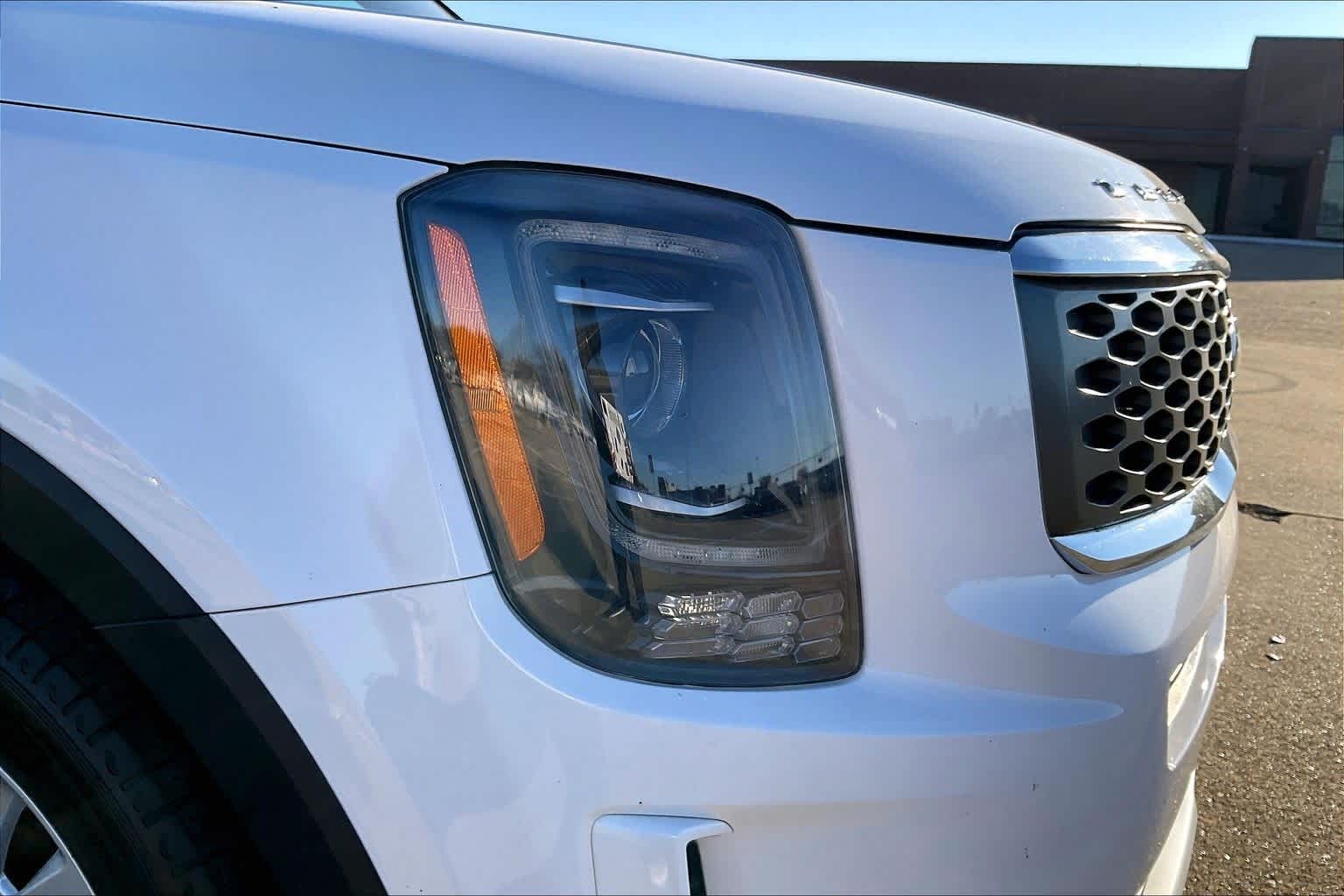 Thumbnail: 2021 Kia Telluride - 30