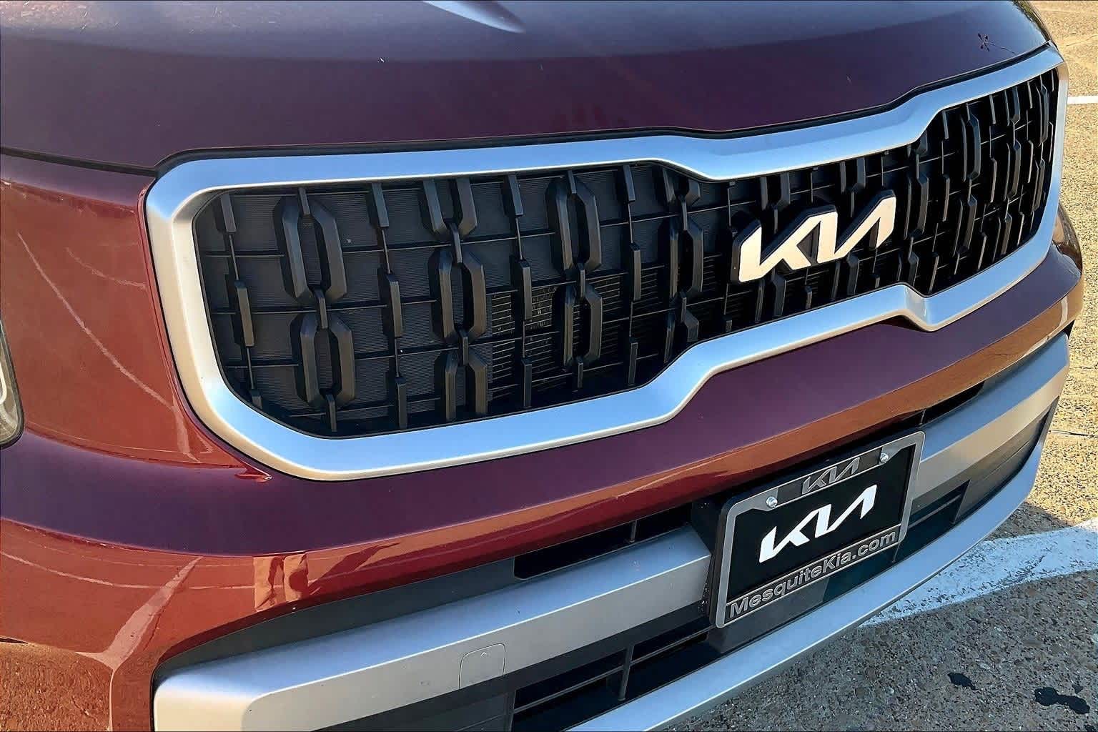 Thumbnail: 2023 Kia Telluride - 32