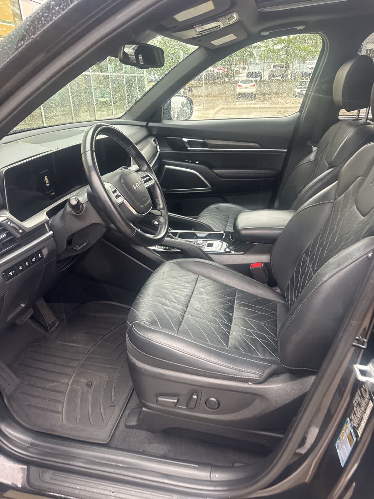 Thumbnail: 2023 Kia Telluride - 9