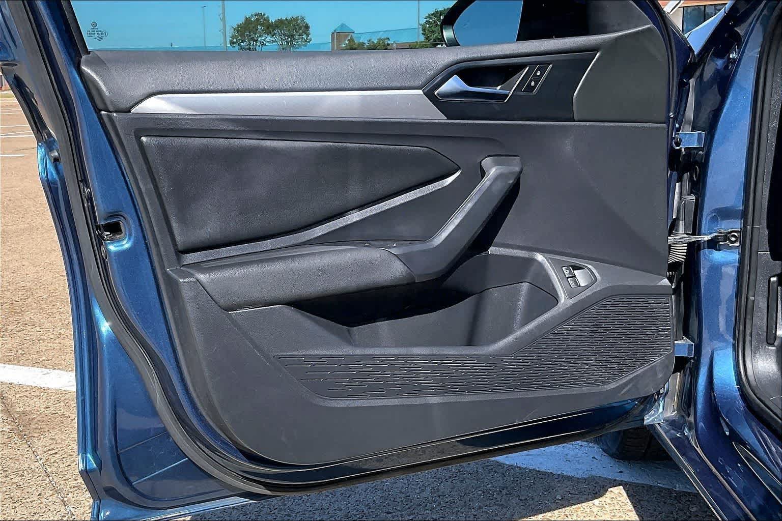 Thumbnail: 2021 Volkswagen Jetta - 26