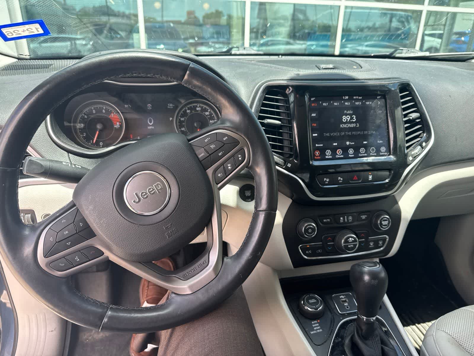 Thumbnail: 2021 Jeep Cherokee - 9
