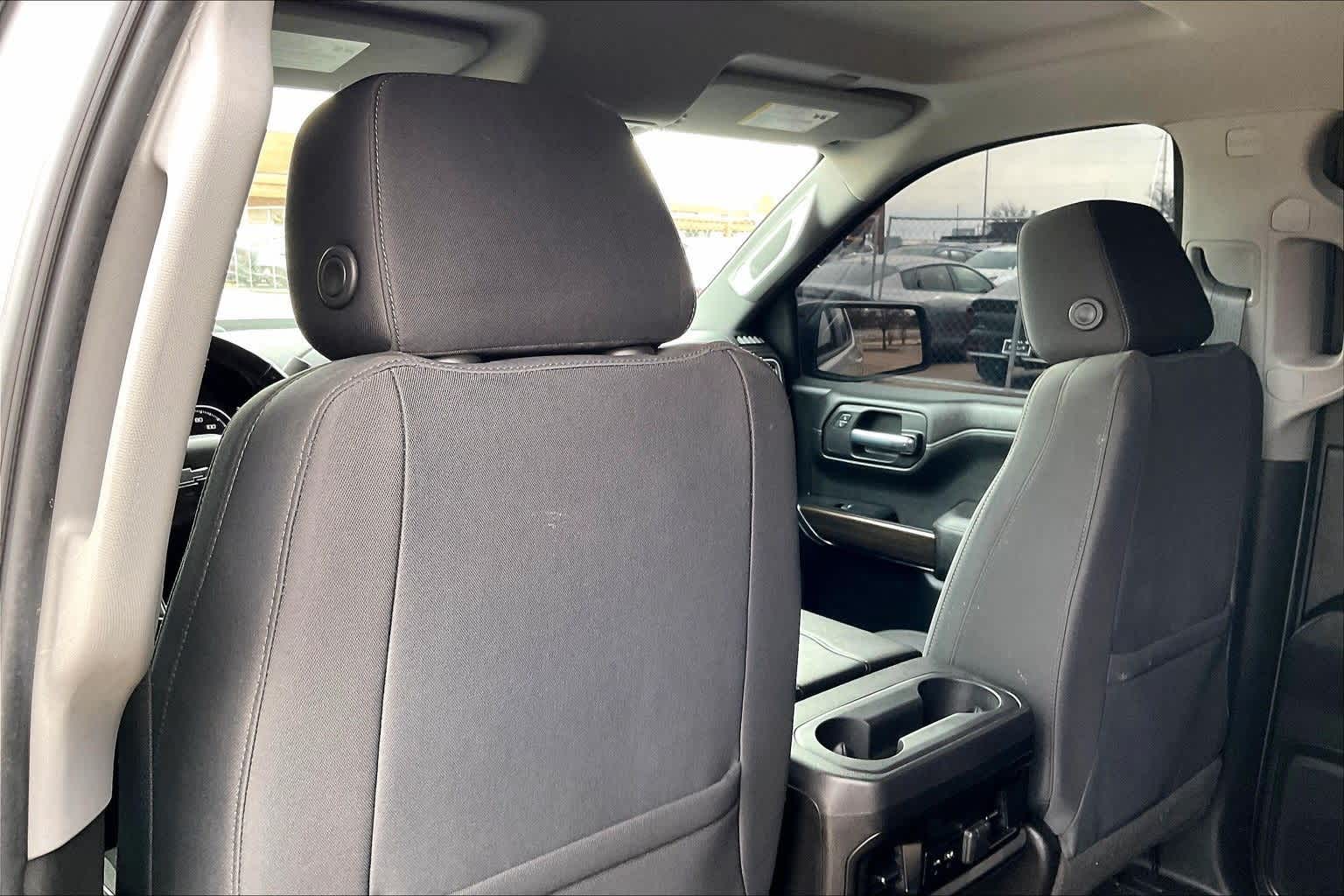 Thumbnail: 2019 Chevrolet Silverado 1500 - 12