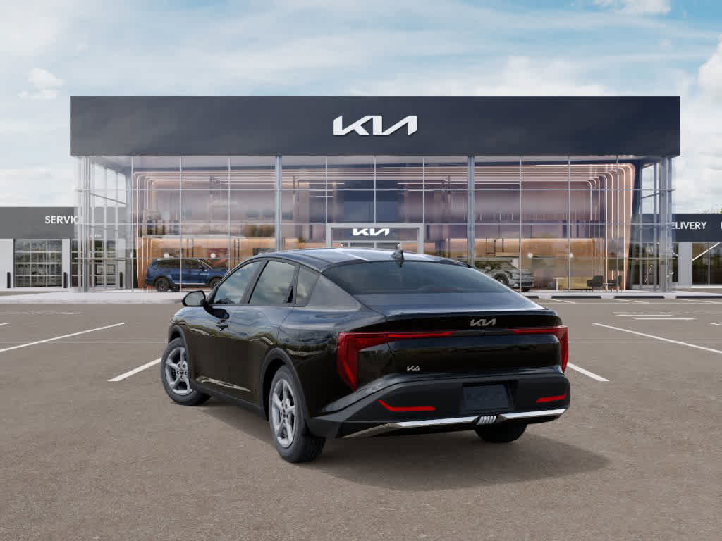 2025 Kia K4 LXS 4