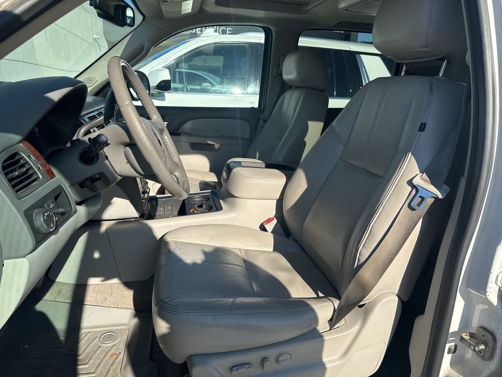 Thumbnail: 2013 Chevrolet Suburban - 8