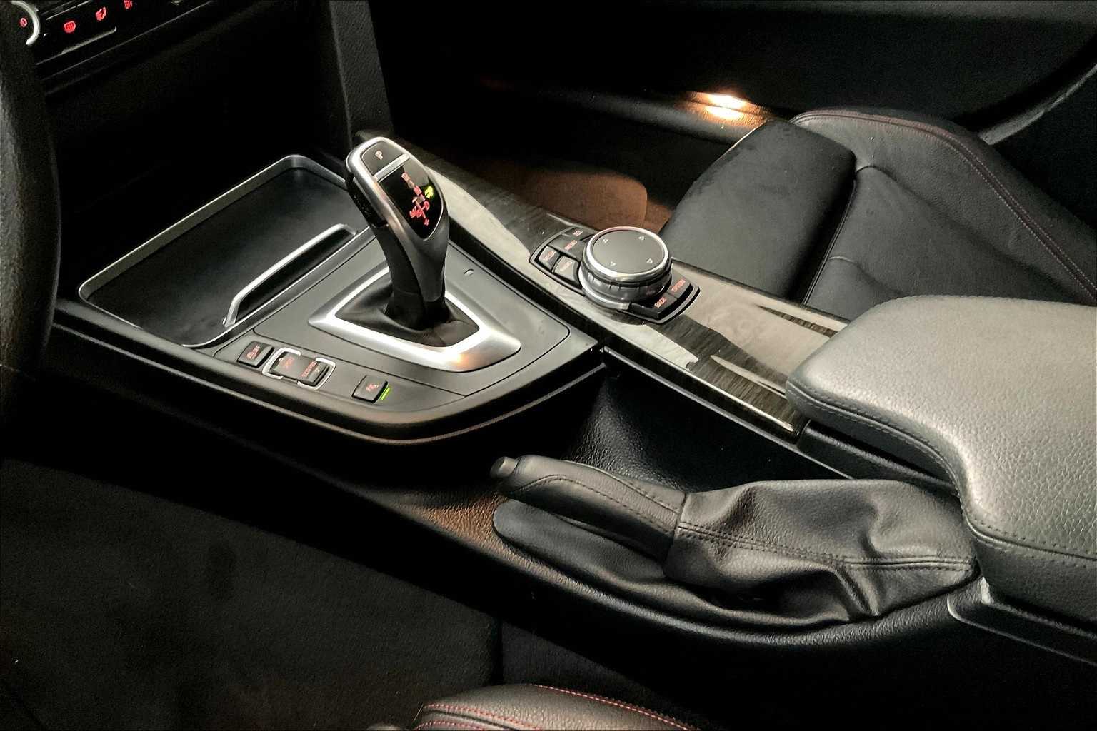 Thumbnail: 2016 BMW 4 Series - 16