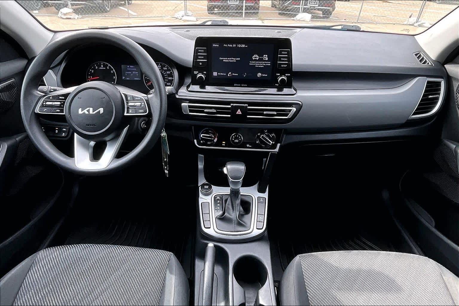 Thumbnail: 2022 Kia Seltos - 10