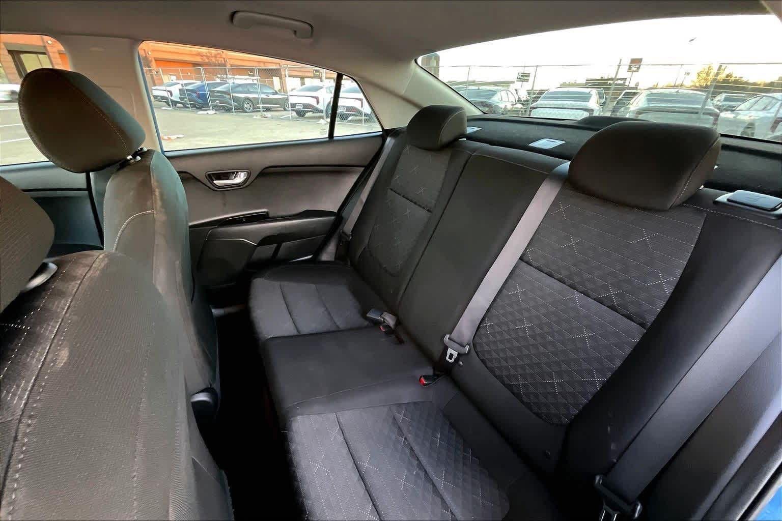 Thumbnail: 2022 Kia Rio - 28