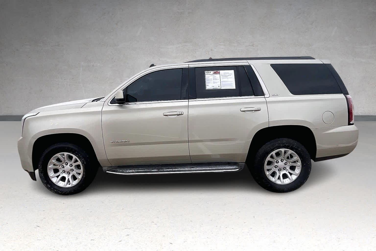 Thumbnail: 2015 GMC Yukon - 3