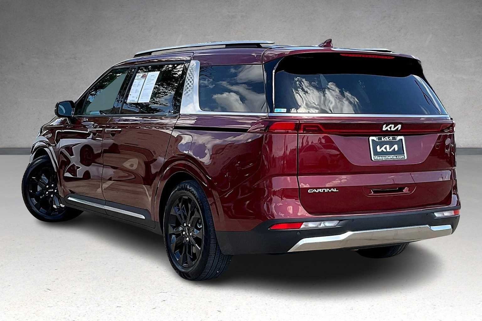 2023 Kia Carnival SX Prestige photo 4