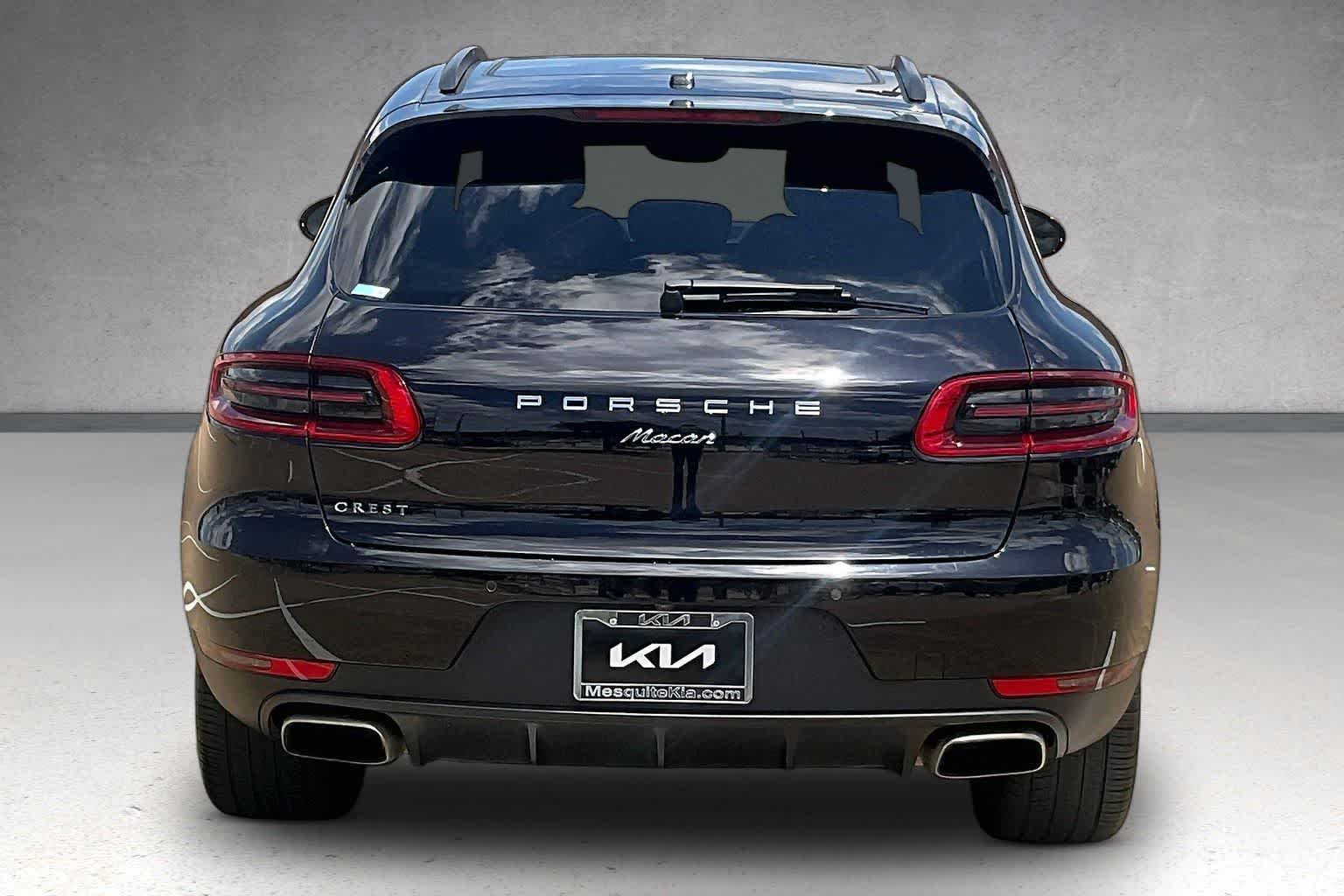 Thumbnail: 2017 Porsche Macan - 4