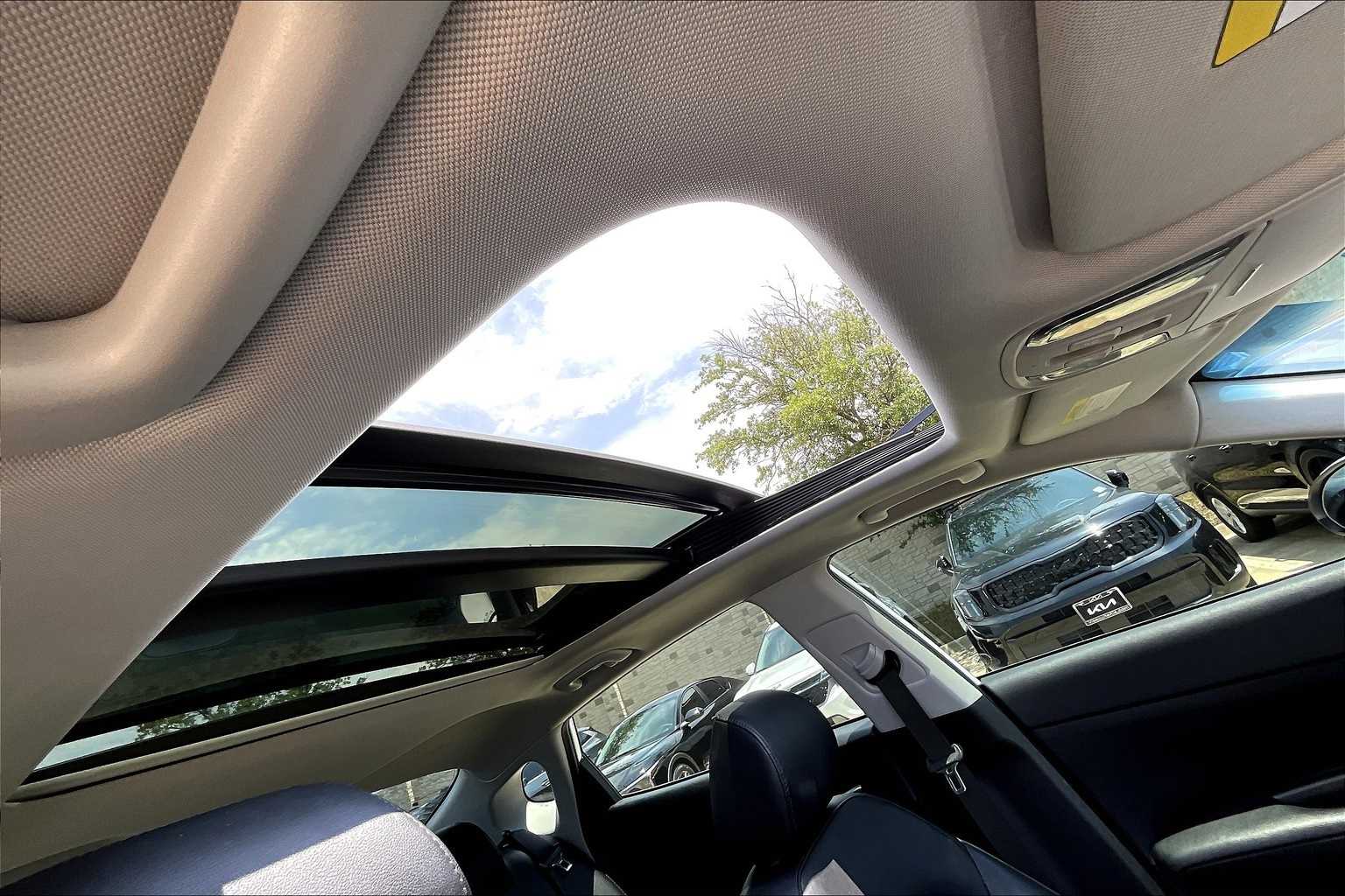 2019 Kia Optima S 30