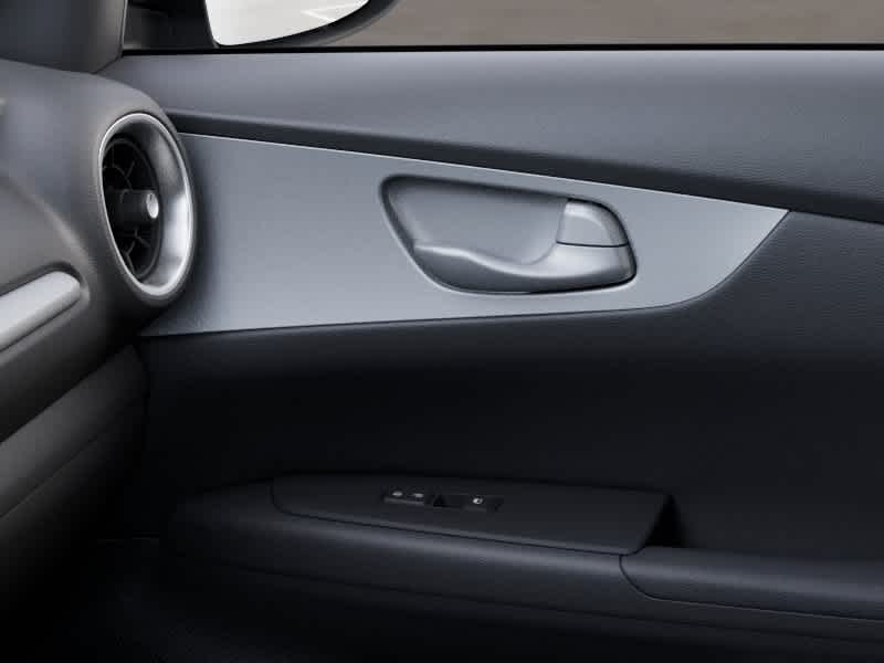 Thumbnail: 2024 Kia Forte - 22