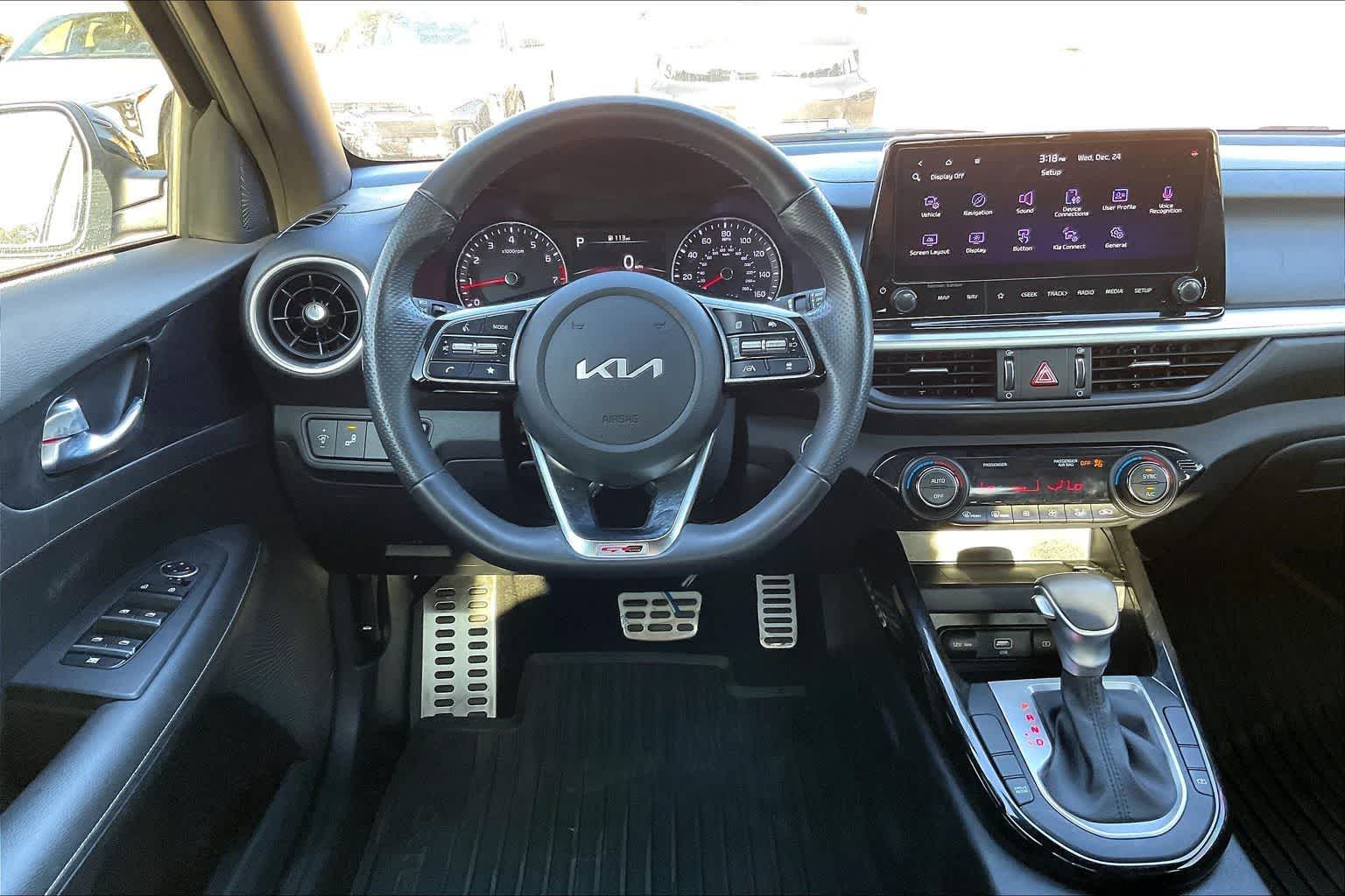 Thumbnail: 2024 Kia Forte - 14