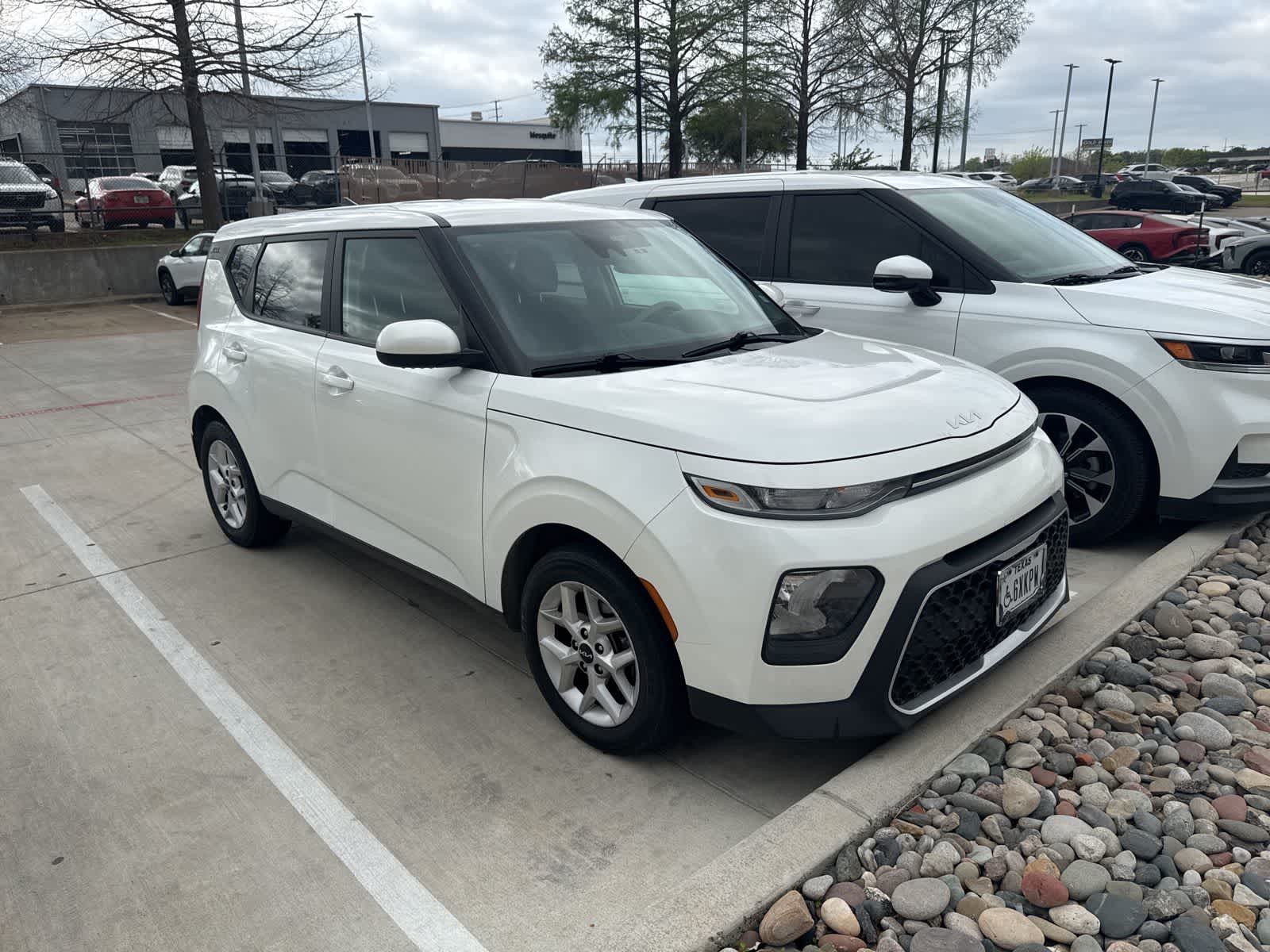 Thumbnail: 2022 Kia Soul - 3