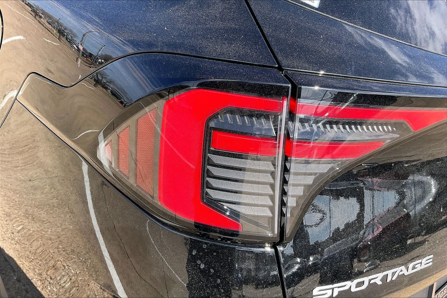 Thumbnail: 2026 Kia Sportage - 30