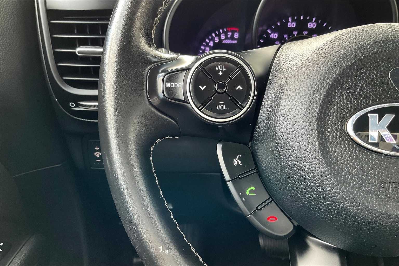 Thumbnail: 2017 Kia Soul - 23