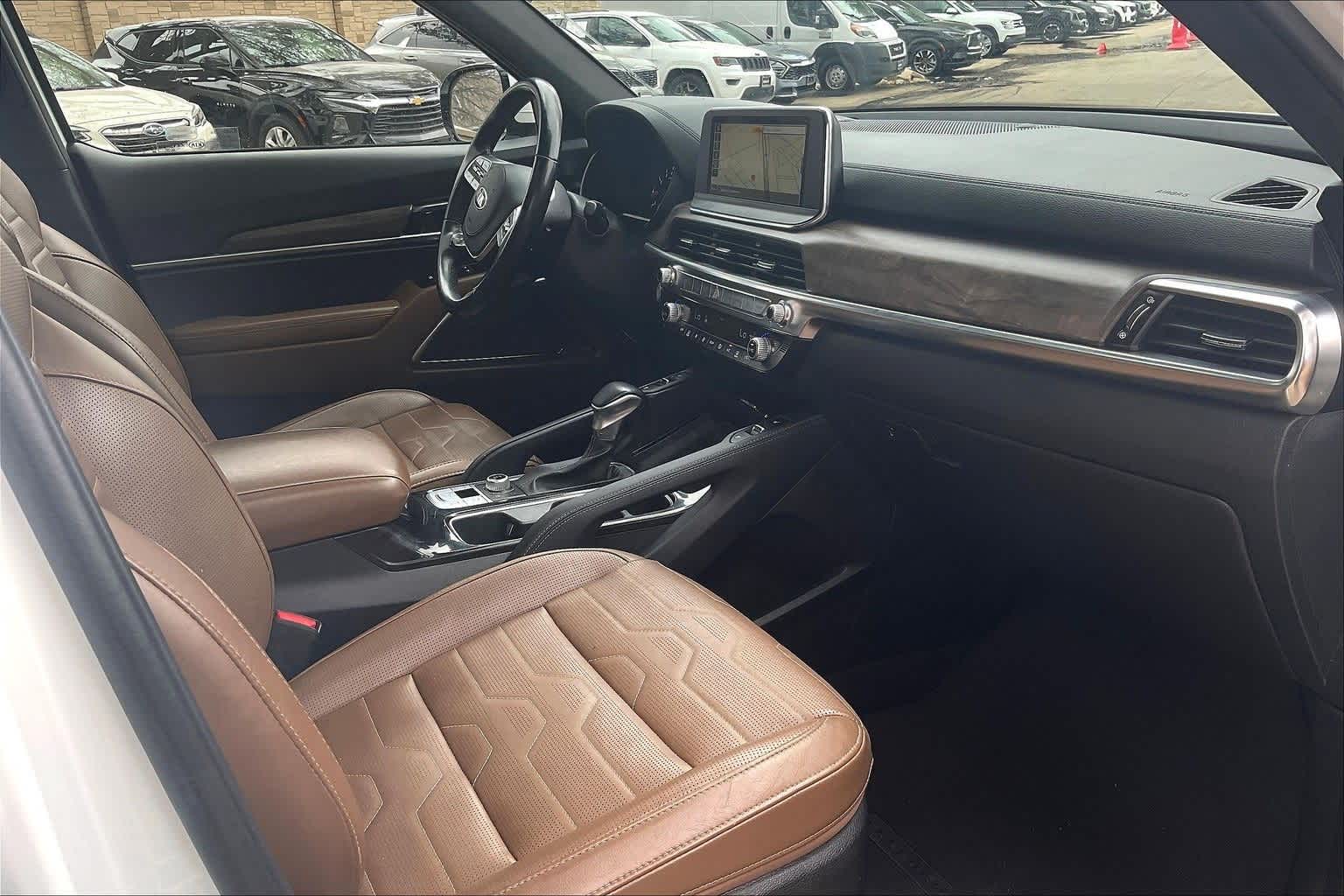 Thumbnail: 2021 Kia Telluride - 13