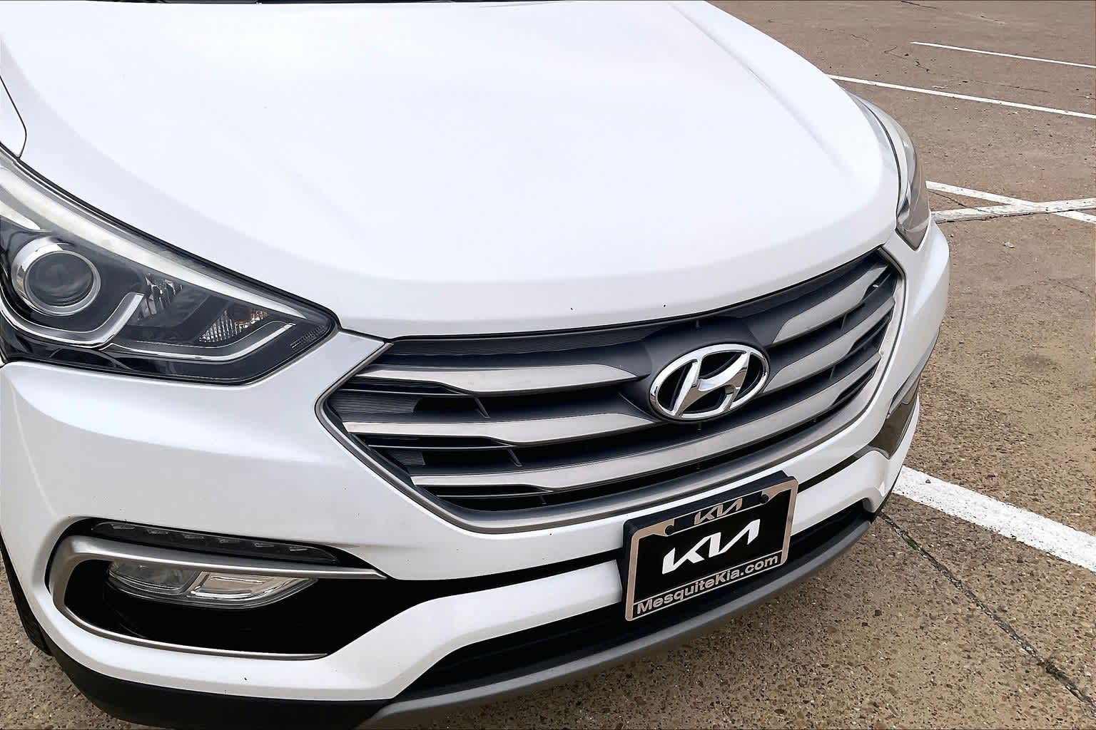 Thumbnail: 2017 Hyundai Santa Fe - 32