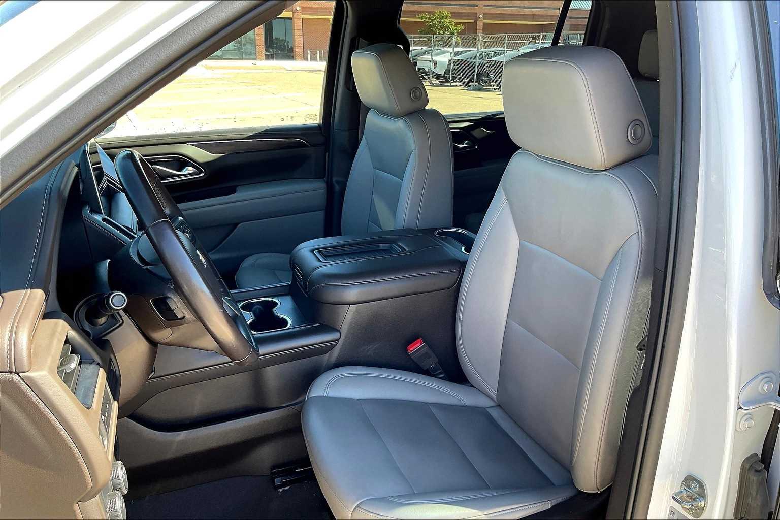 Thumbnail: 2023 Chevrolet Suburban - 11