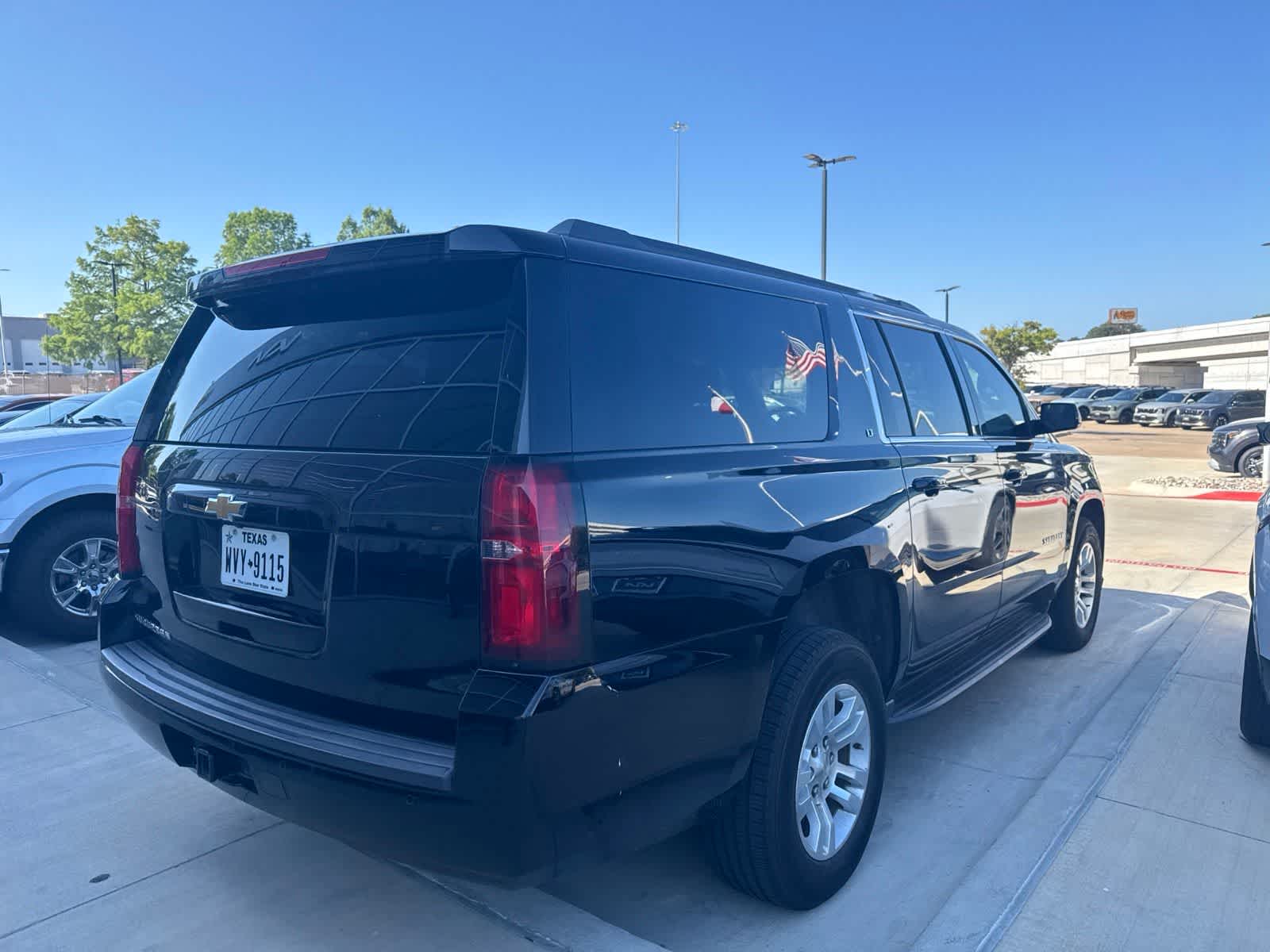 Thumbnail: 2020 Chevrolet Suburban - 4