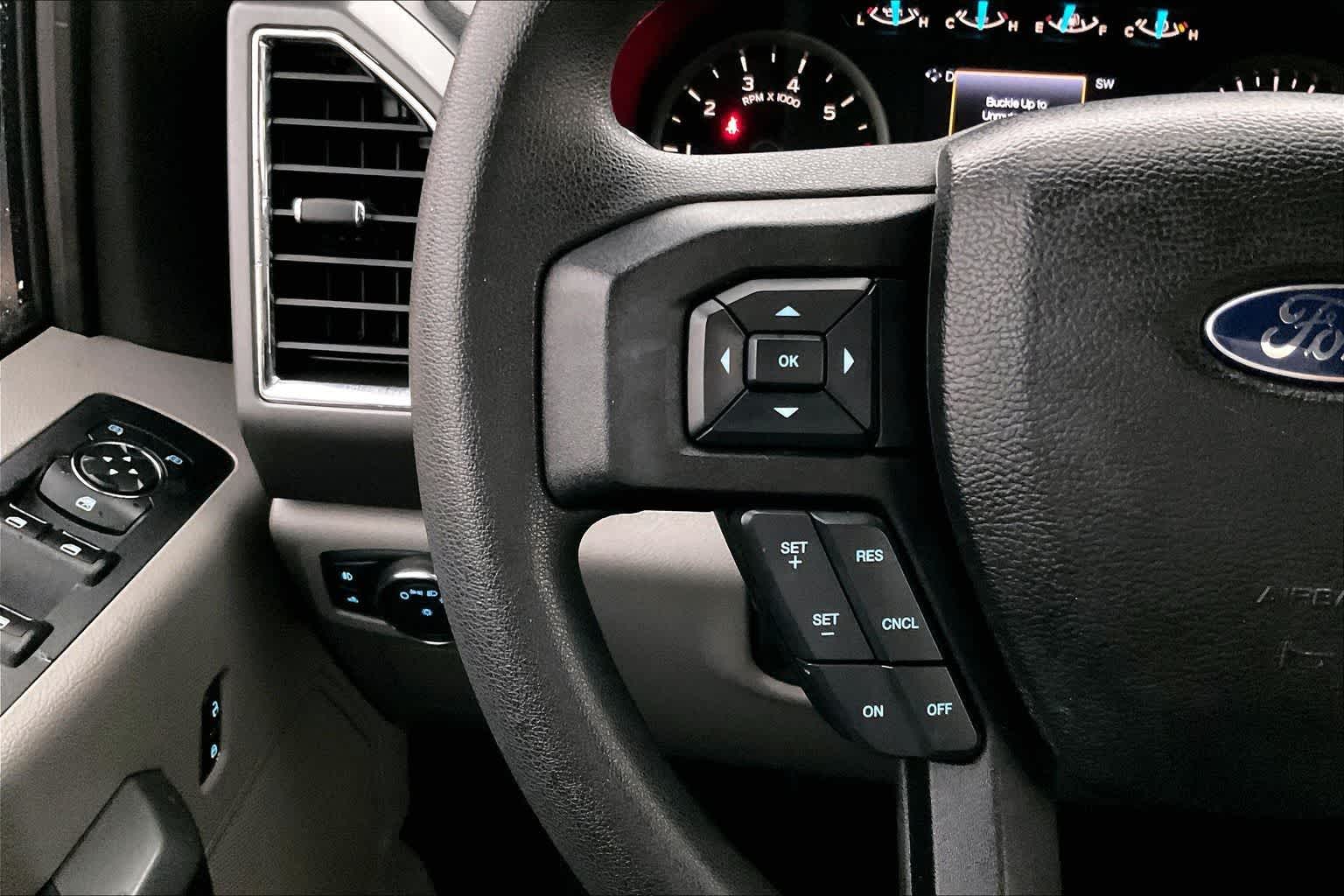 Thumbnail: 2016 Ford F-150 - 23