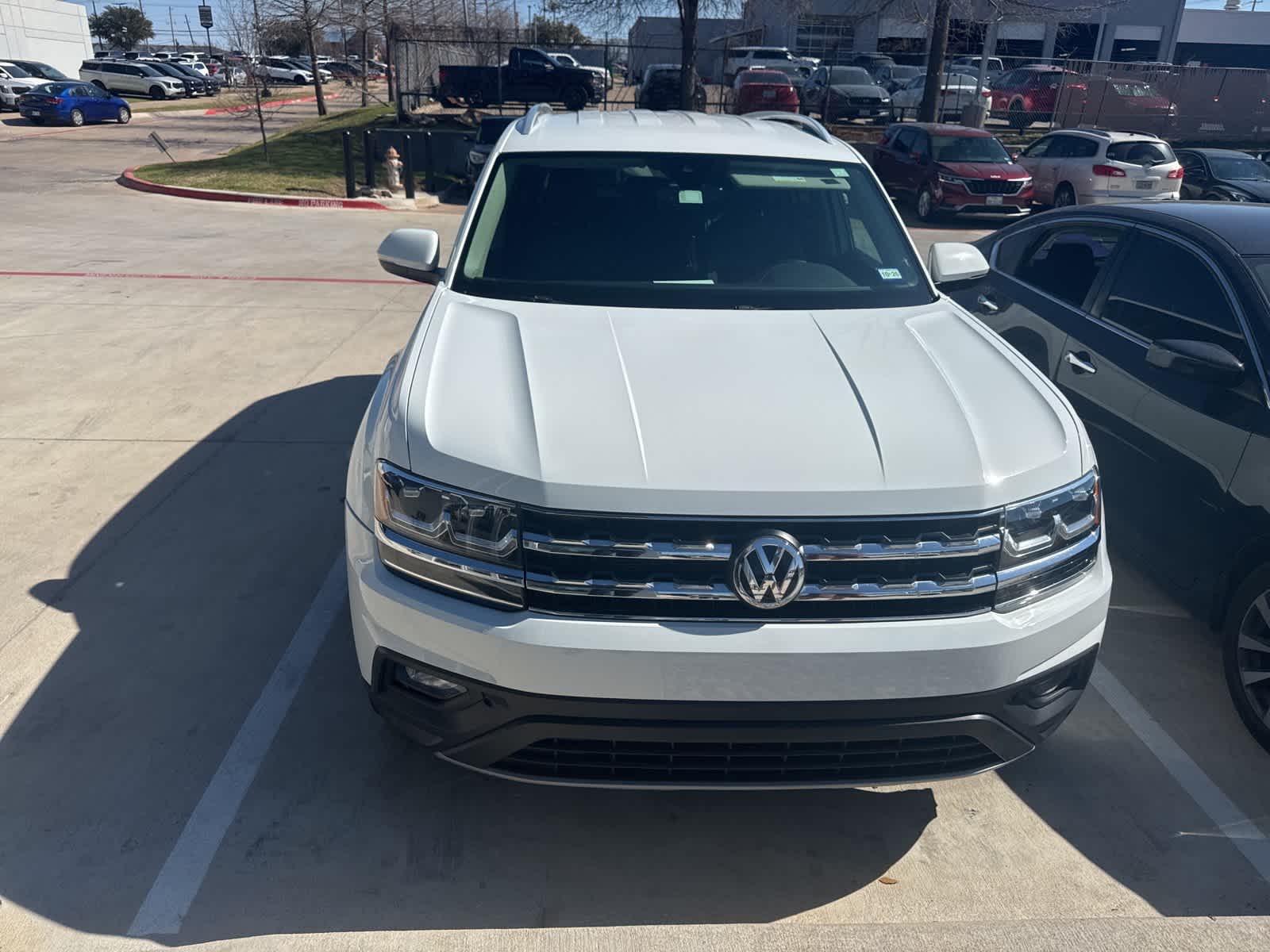 Thumbnail: 2019 Volkswagen Atlas - 2
