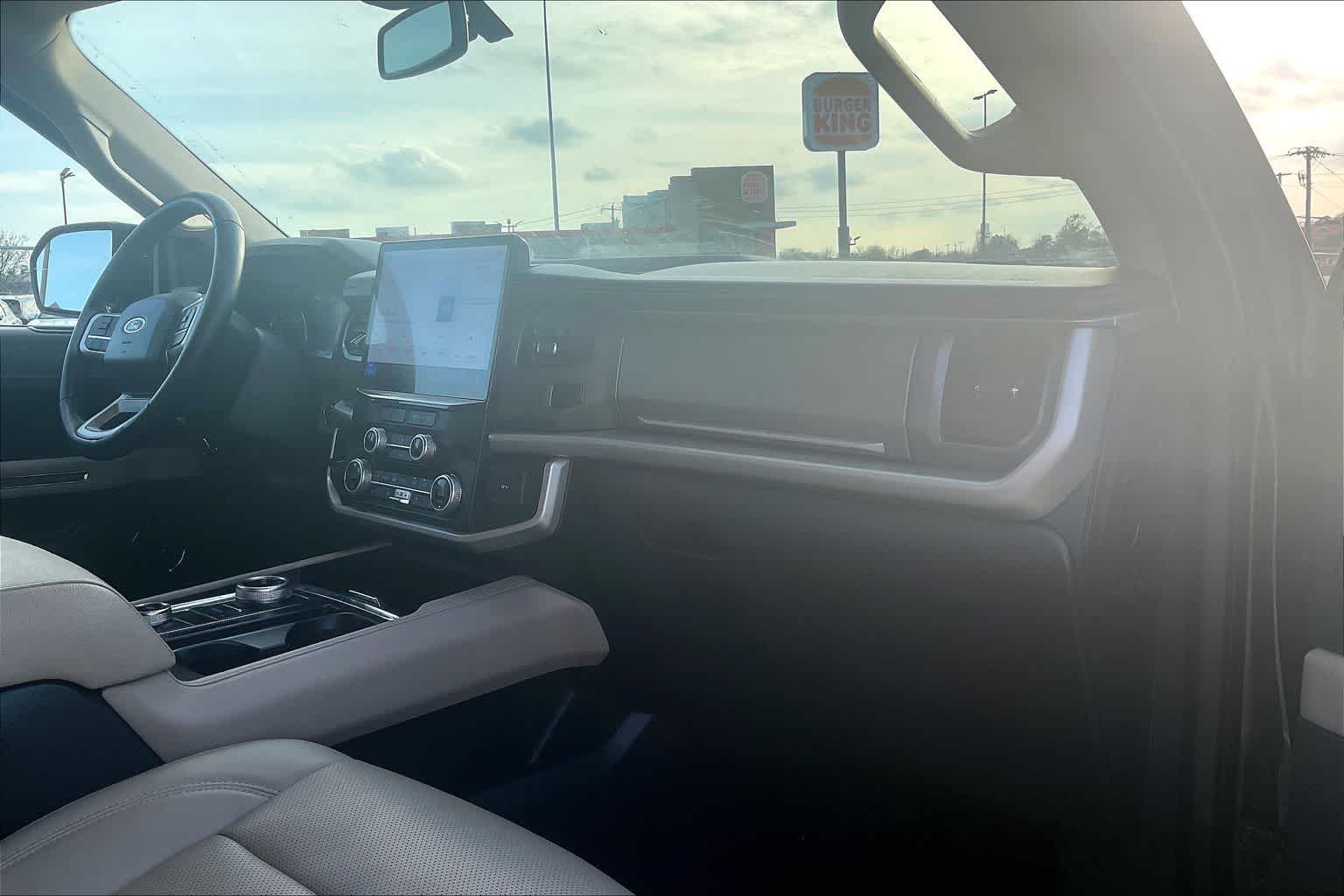 Thumbnail: 2024 Ford Expedition MAX - 22