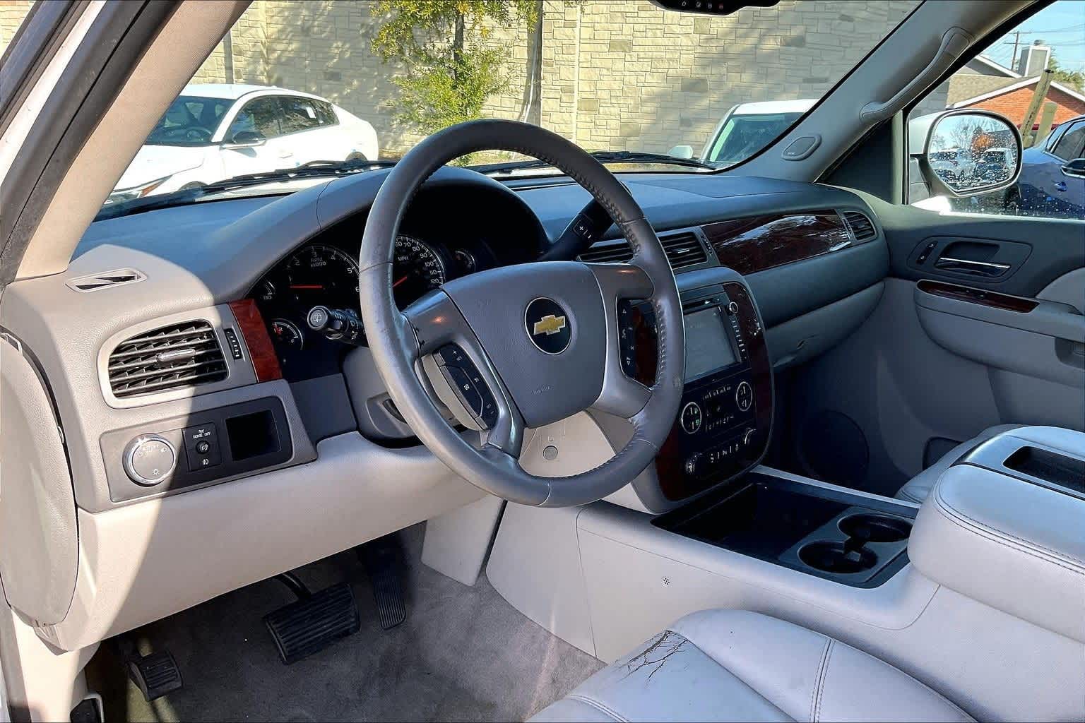 Thumbnail: 2013 Chevrolet Suburban - 2