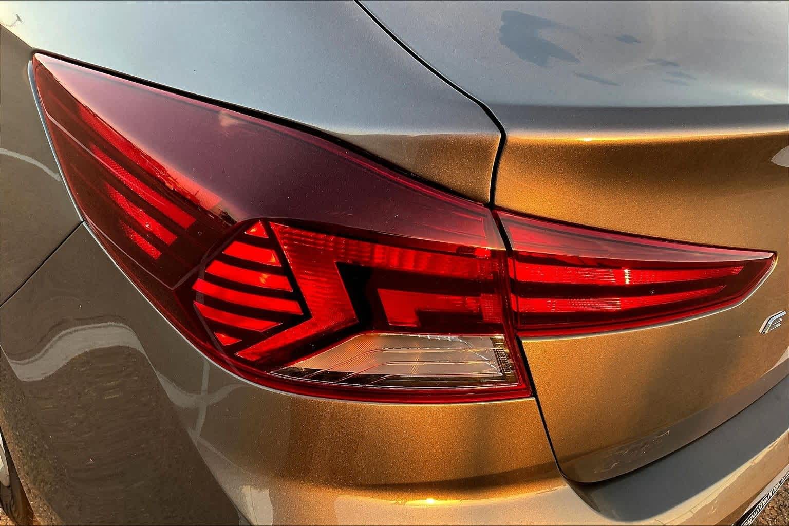 Thumbnail: 2019 Hyundai Elantra - 30