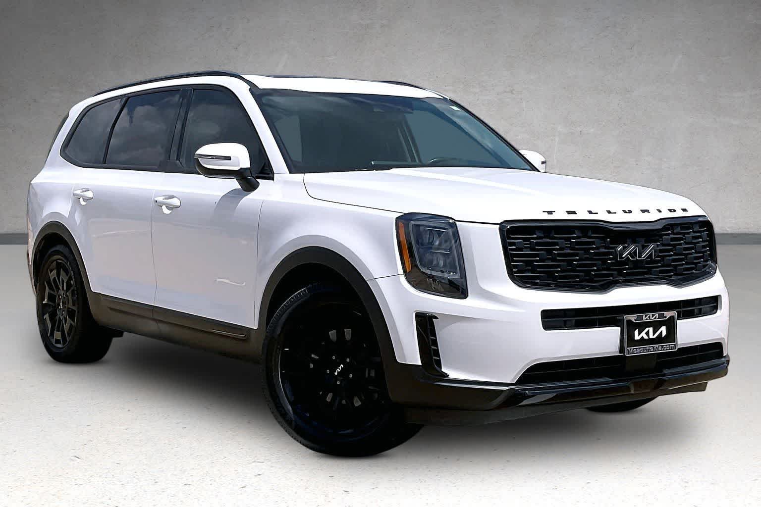 Thumbnail: 2022 Kia Telluride - 19