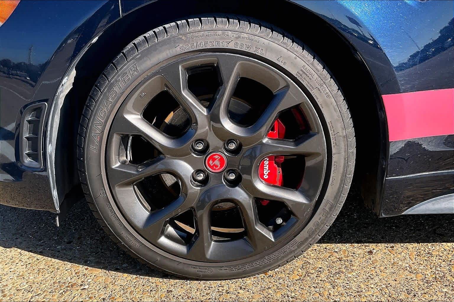 Thumbnail: 2018 Fiat 124 Spider - 8