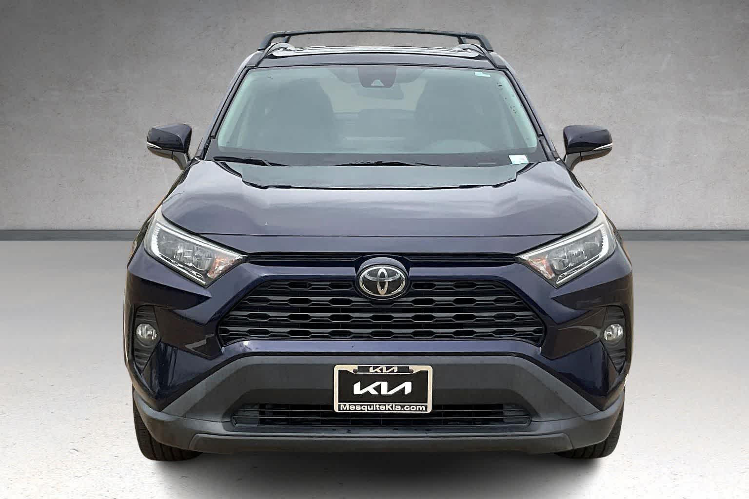 Thumbnail: 2020 Toyota RAV4 - 6