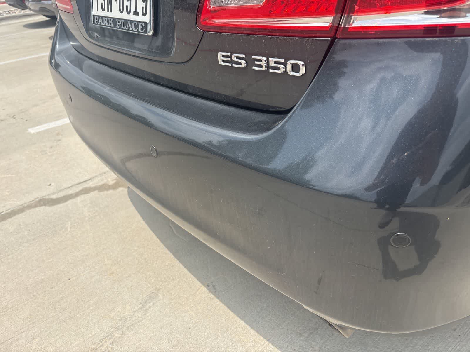 Thumbnail: 2011 Lexus ES - 9