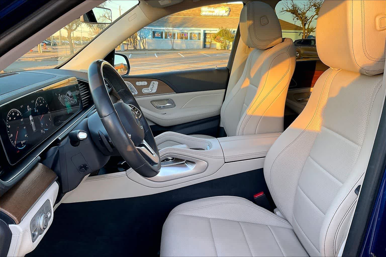 Thumbnail: 2020 Mercedes-Benz GLE - 10