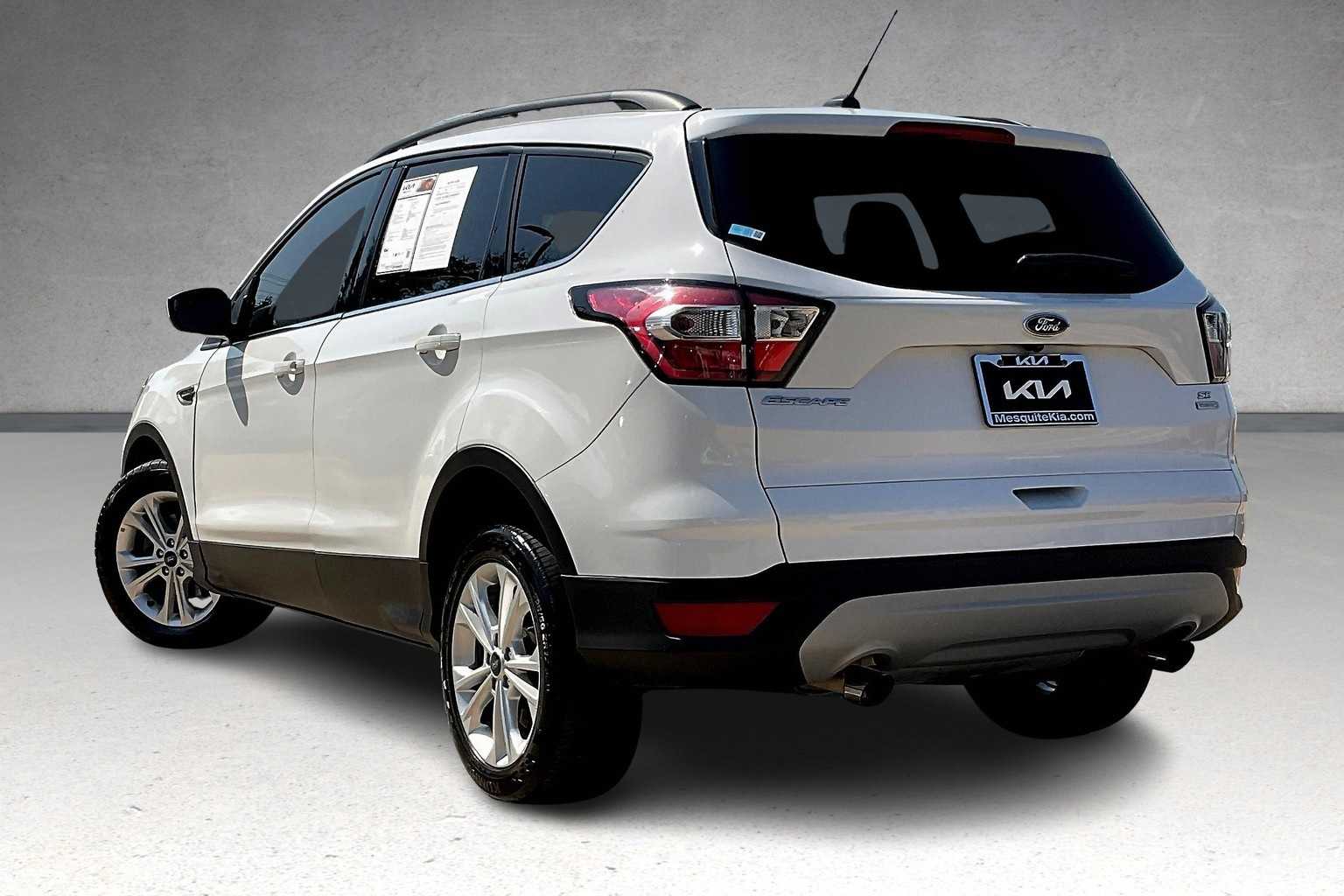 Thumbnail: 2018 Ford Escape - 4
